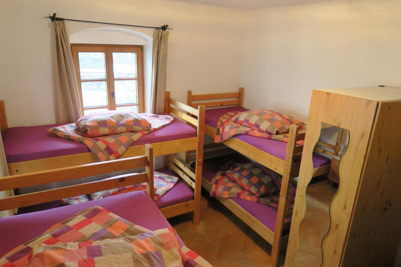 Snowbunnys Backpackers Hostel Kitzbuhel Exterior photo
