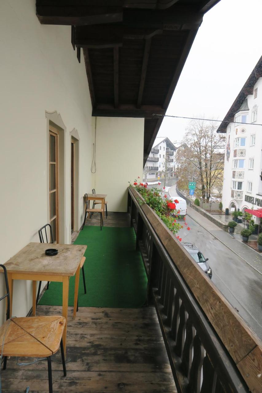 Snowbunnys Backpackers Hostel Kitzbuhel Exterior photo