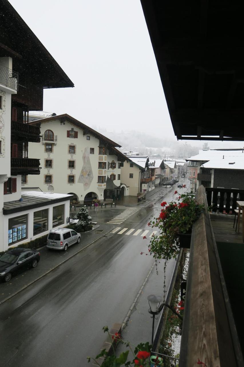 Snowbunnys Backpackers Hostel Kitzbuhel Exterior photo